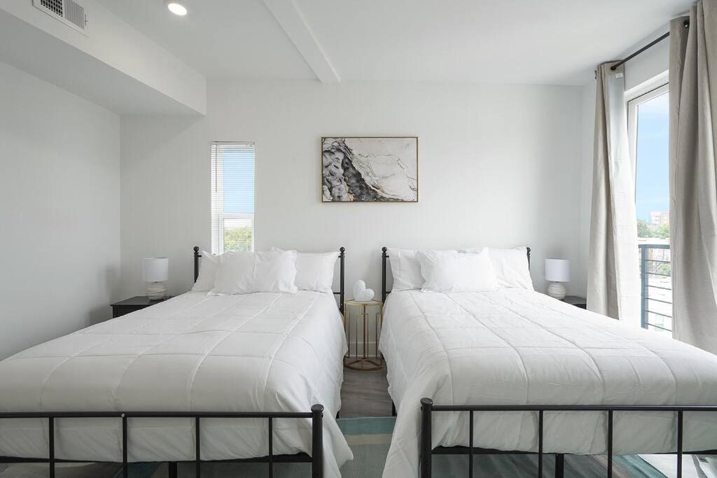 Enjoy City Skyline Views From Private Roofdeck! Washington Eksteriør billede