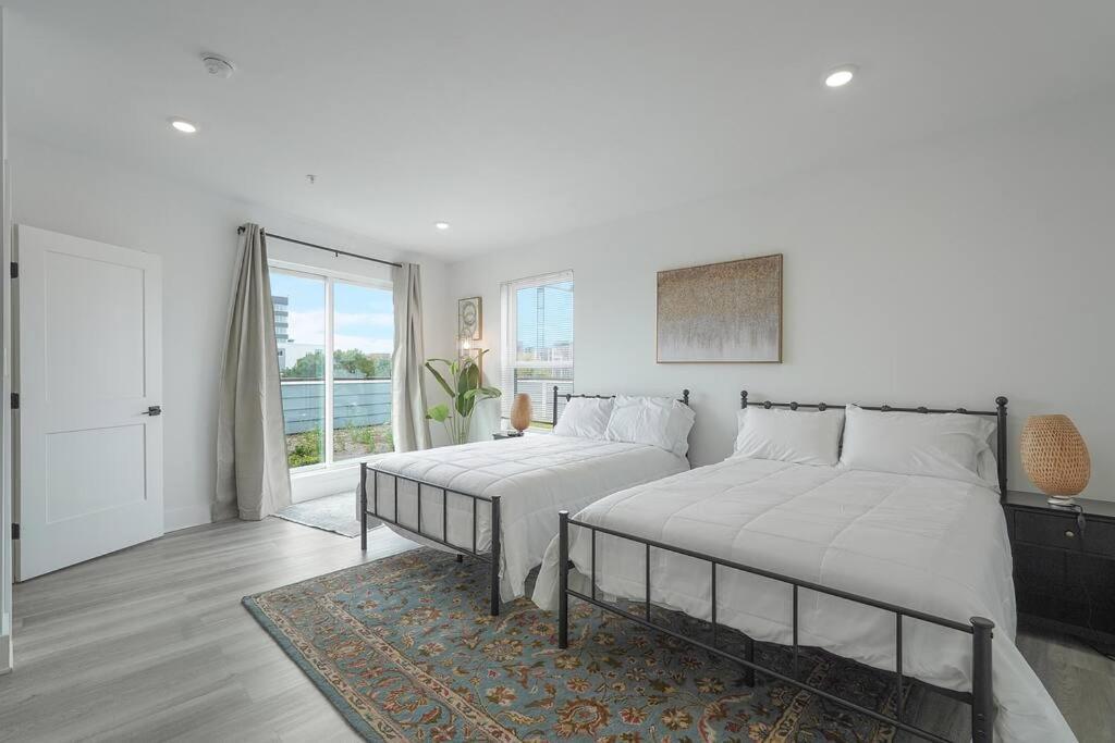 Enjoy City Skyline Views From Private Roofdeck! Washington Eksteriør billede