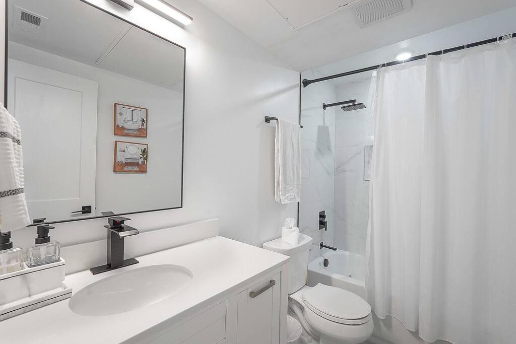 Enjoy City Skyline Views From Private Roofdeck! Washington Eksteriør billede